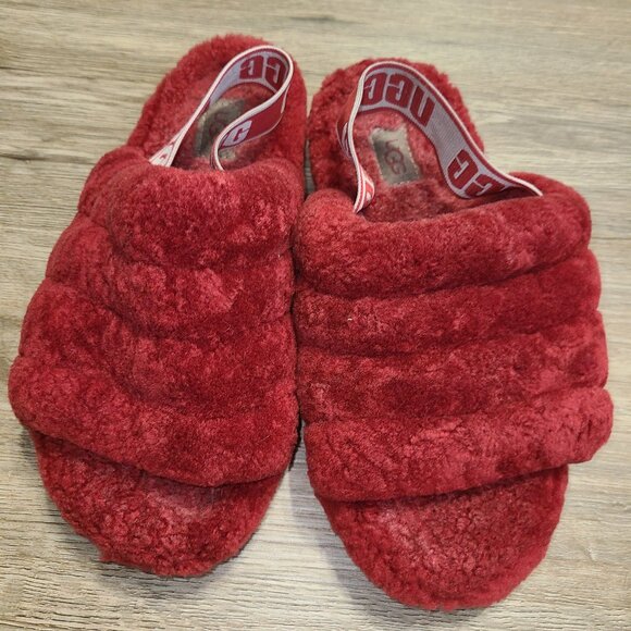 UGG size 6 Red Fluff Yeah Slide Shoes Fur Slipper Sheepskin - Picture 1 of 7